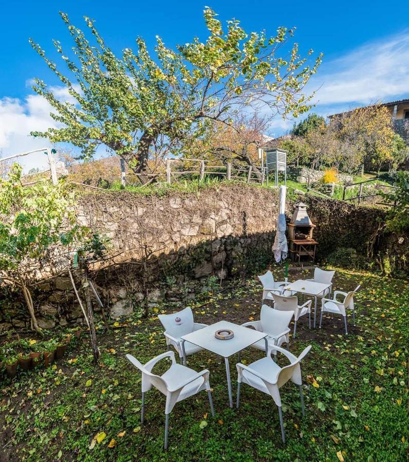 Apartamentos & Casa Rural Boada Con Jardin Interior Y Barbacoa Villamiel Bagian luar foto