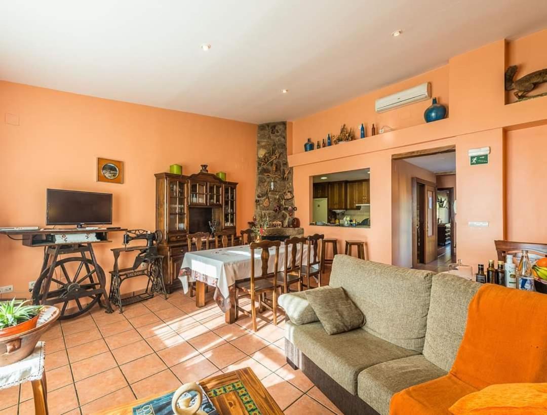 Apartamentos & Casa Rural Boada Con Jardin Interior Y Barbacoa Villamiel Bagian luar foto
